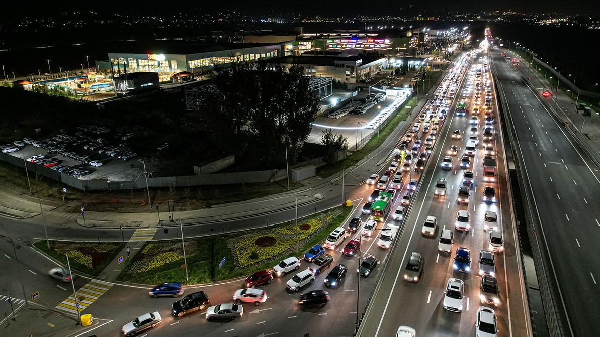 Құлжа тас жолының бір бөлігі кеңейді