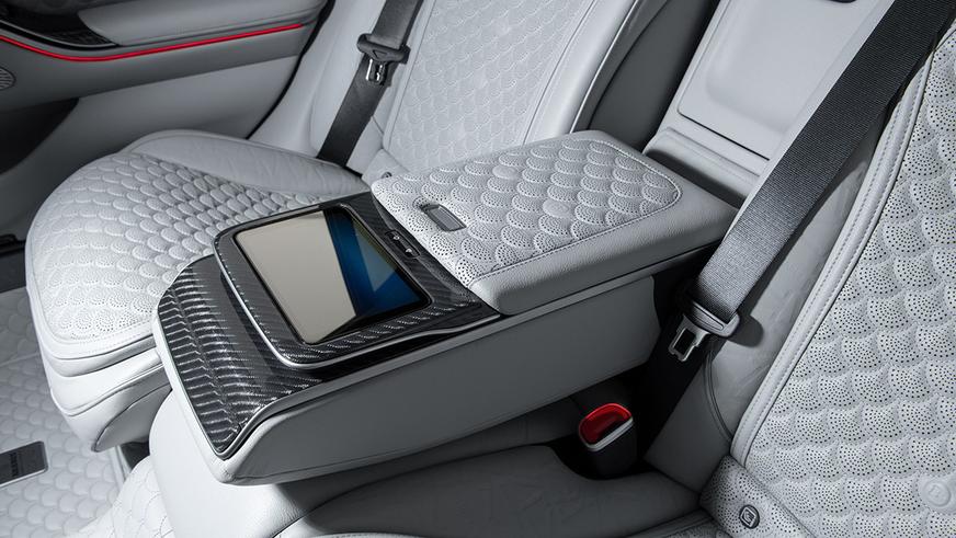 Монохромный Mercedes-Benz S-класса от Brabus: тысяча гибридных «лошадей»