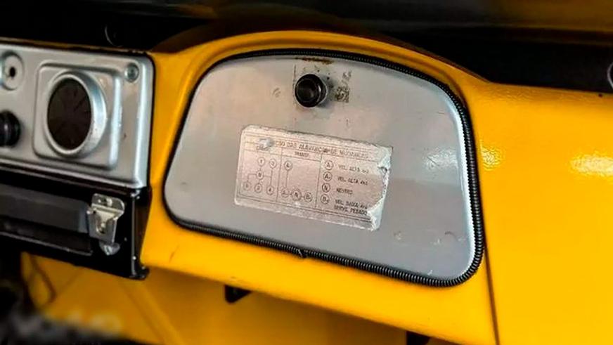 В продаже обнаружен Land Cruiser J40 со скромным пробегом