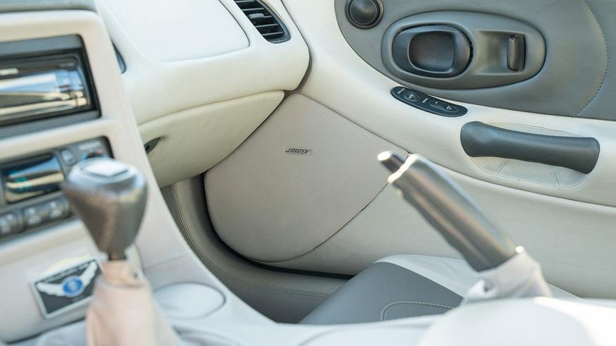 Редкий переодетый Corvette: с молотка пустят Callaway C12