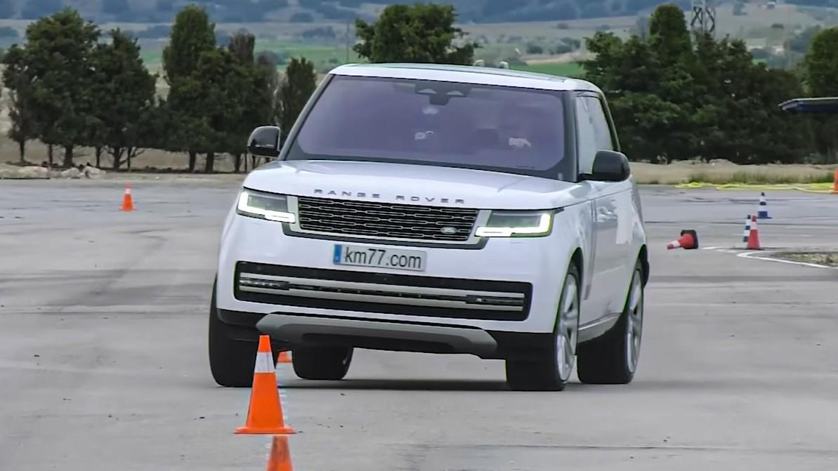 Новый Range Rover показал на «лосином тесте» один из худших результатов в истории