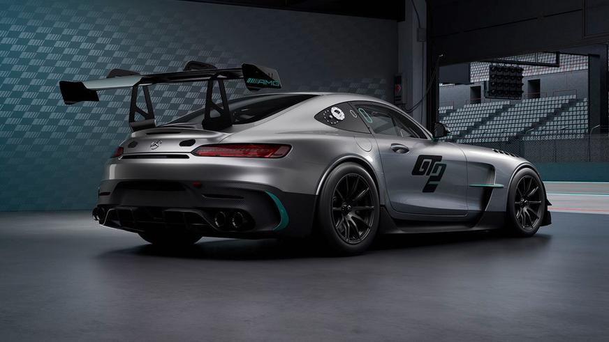 Mercedes-AMG выпустила самый мощный трековый спорткар