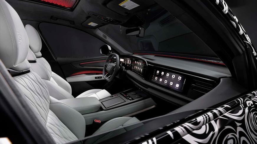 Первые фото нового Audi Q7 утекли в Сеть