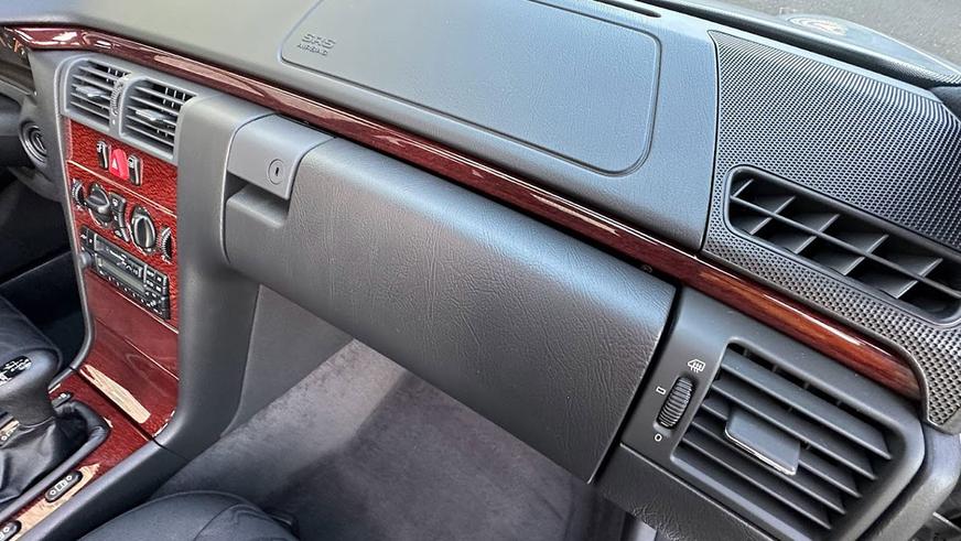 В США нашли E-Class (W210) с пробегом всего 22 тыс. км