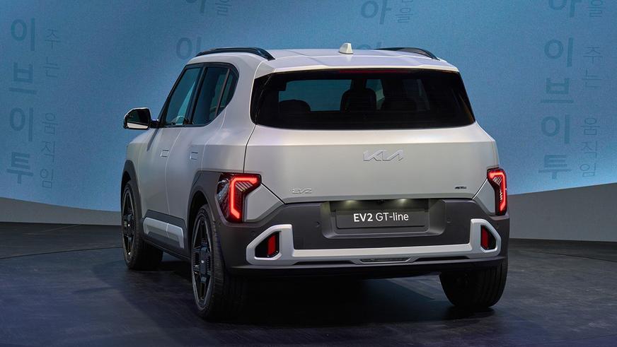 Kia привезла в Европу серийный EV2
