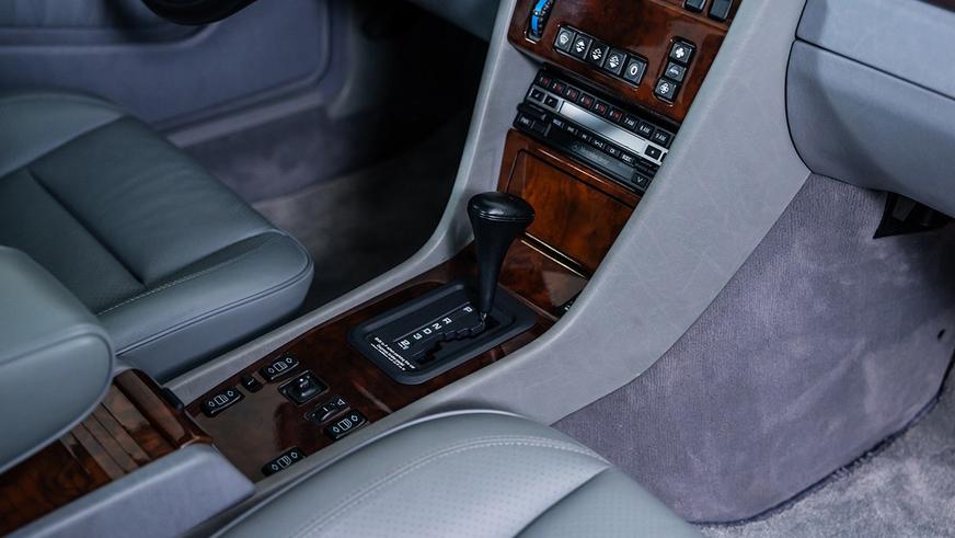 Более 175 млн тенге заплатили за Mercedes-Benz 500E (W124)
