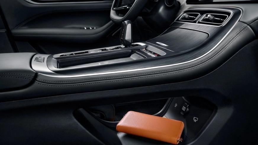 Новый Geely Atlas в Казахстане. Сколько просят за кроссовер
