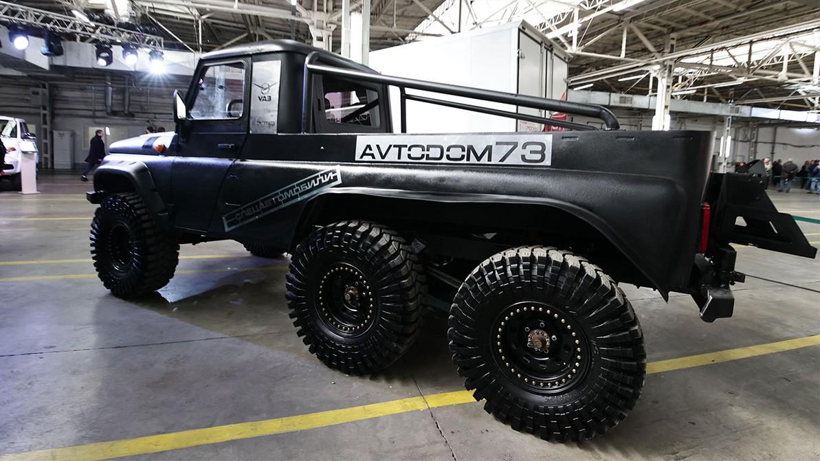 UAZ Hunter получит версию 6x6