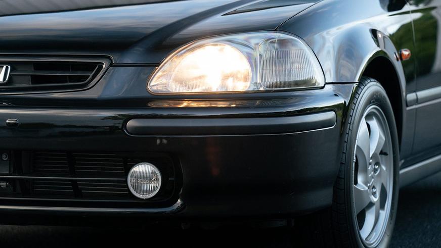 В США нашли новый Honda Civic SiR 1996 года выпуска