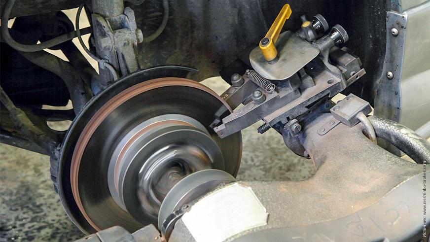 <div class="gallery-container" id="gallery-2">

    <div class="gallery-nav">
        <div class="gallery-counter">
            <span class="num-img">1</span> / <span class="total-img">3</span>
        </div>
        <div class="gallery-prev"></div>

        <div class="gallery-thumbs">
            <ul>
                                    <li class="active">
                        <a href="#img-202526">
                            <img src="https://kolesa-photos.kcdn.online/kolesa-read/a5e586623cdd5ccbe4441f3acbedfa59712df1f0-110x73.jpg" alt=""/>
                        </a>
                    </li>
                                    <li >
                        <a href="#img-202528">
                            <img src="https://kolesa-photos.kcdn.online/kolesa-read/537545032046e6295e45949f8b6faed627f598a1-110x73.jpg" alt=""/>
                        </a>
                    </li>
                                    <li >
                        <a href="#img-202530">
                            <img src="https://kolesa-photos.kcdn.online/kolesa-read/26e817a58048bad720c80f966040d6c63929beee-110x73.jpg" alt=""/>
                        </a>
                    </li>
                            </ul>
        </div>

        <div class="gallery-next"></div>
    </div>

    <div class="gallery-img-container">
        
            <div class="gallery-img first visible"
                 id="img-202526">
                <img loading="lazy" src="https://kolesa-photos.kcdn.online/kolesa-read/a5e586623cdd5ccbe4441f3acbedfa59712df1f0-872x491.jpg" alt="[gallery ids="202516,202518,202520,202522"]"
                     title="[gallery ids="202516,202518,202520,202522"]"/>
                <div class="gallery-img-exc"></div>
            </div>
        
            <div class="gallery-img hidden"
                 id="img-202528">
                <img loading="lazy" src="https://kolesa-photos.kcdn.online/kolesa-read/537545032046e6295e45949f8b6faed627f598a1-872x491.jpg" alt="[gallery ids="202516,202518,202520,202522"]"
                     title="[gallery ids="202516,202518,202520,202522"]"/>
                <div class="gallery-img-exc"></div>
            </div>
        
            <div class="gallery-img hidden"
                 id="img-202530">
                <img loading="lazy" src="https://kolesa-photos.kcdn.online/kolesa-read/26e817a58048bad720c80f966040d6c63929beee-872x491.jpg" alt="[gallery ids="202516,202518,202520,202522"]"
                     title="[gallery ids="202516,202518,202520,202522"]"/>
                <div class="gallery-img-exc"></div>
            </div>
        
        <div class="gallery-mobile-nav">
            <div class="nav-container">
                <div class="gallery-counter">
                    <span class="num-img">1</span> / <span class="total-img">3</span>
                </div>
                <div class="gallery-prev"></div>
                <div class="gallery-next"></div>
            </div>
        </div>
    </div>
</div>
