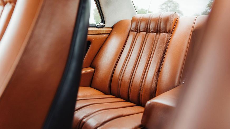 С молотка уйдёт уникальный двухдверный Mercedes-Benz 300 SEL