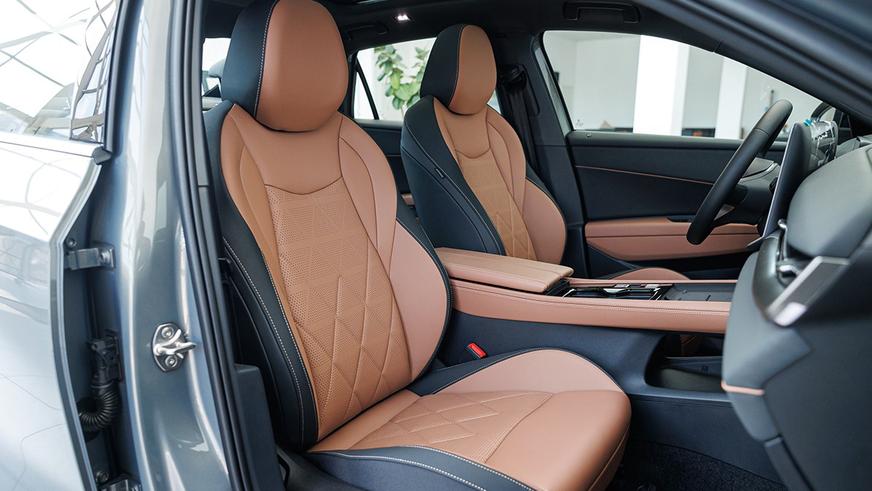 Volkswagen вернулся в Казахстан. Сколько стоят машины?