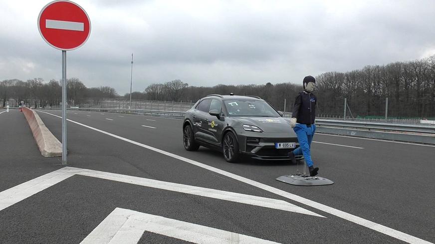 Tesla Model 3 стала самым безопасным автомобилем Европы