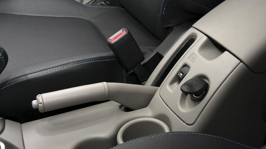 Mitsubishi L200 - 2010