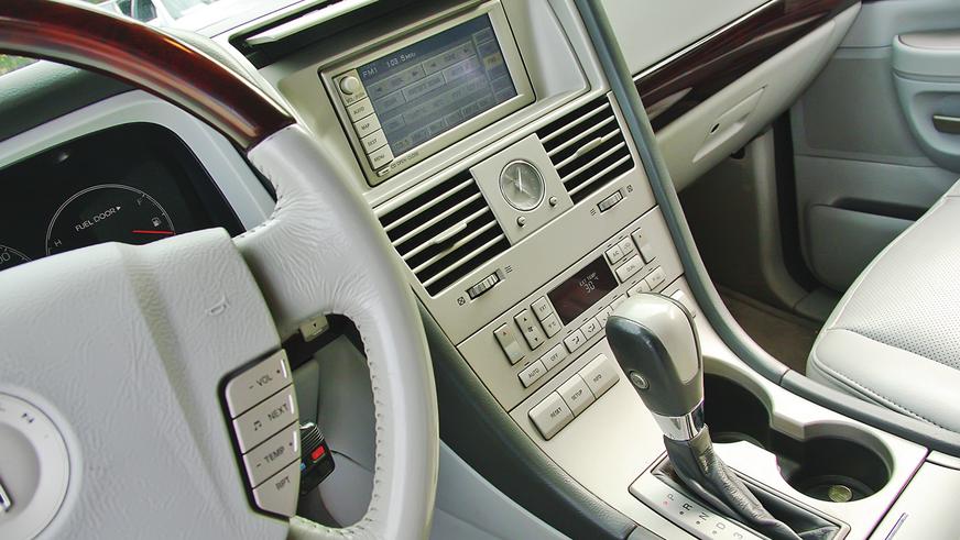 Lincoln Aviator - 2004