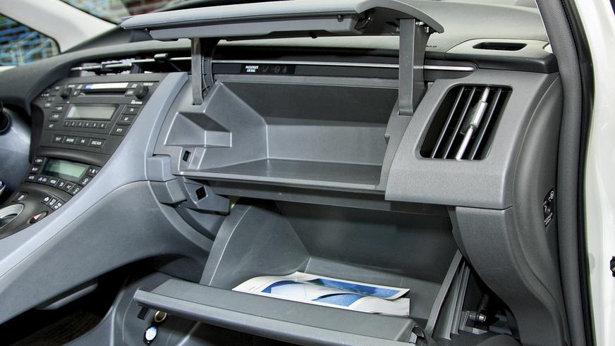 Toyota Prius Hybrid - 2009