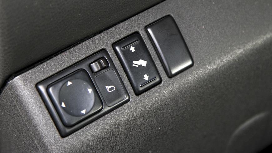 Nissan Pathfinder - 2005