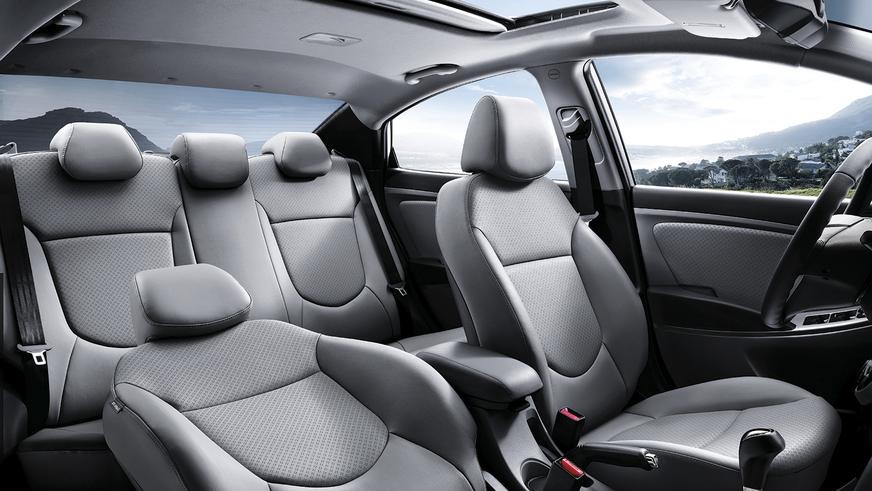 Hyundai Accent - 2011