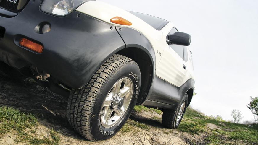 Isuzu Vehicross - 1999