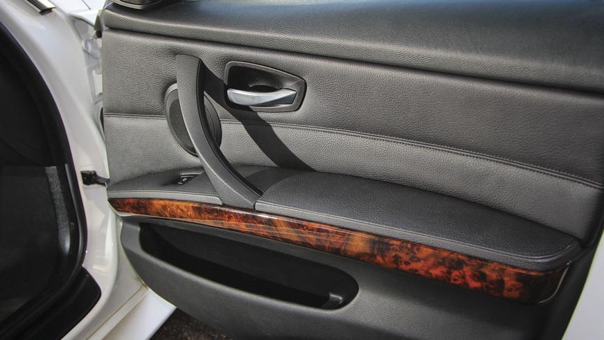 BMW 330xi - 2005