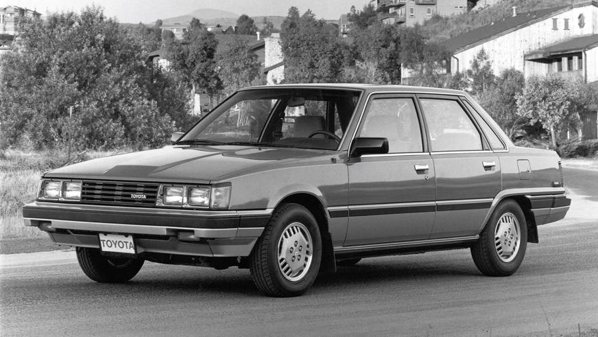 1982 год — Toyota Camry первого поколения