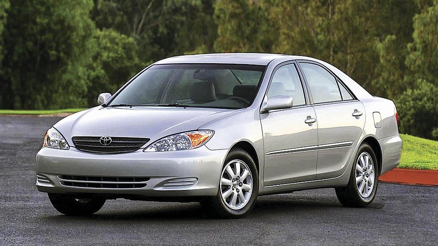 2001 год — Toyota Camry пятого поколения