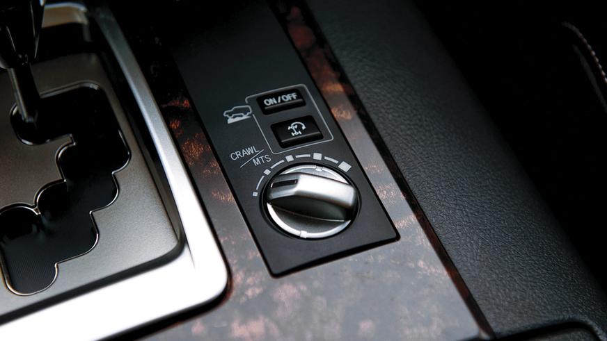 Toyota Land Cruiser 200 - 2012