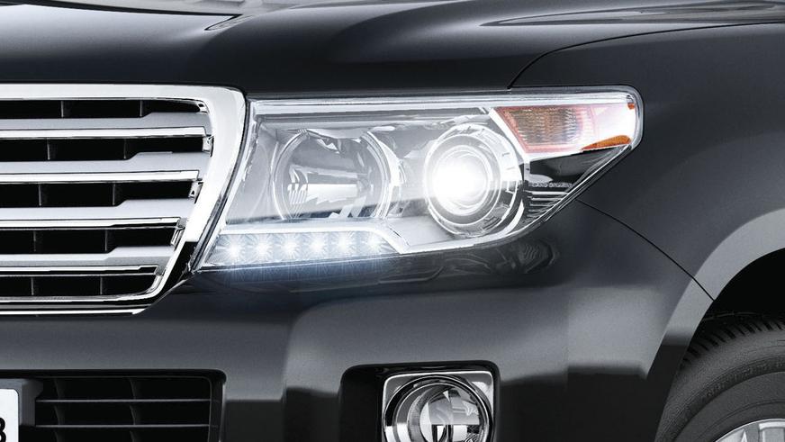 Toyota Land Cruiser 200 - 2012 Toyota Land Cruiser 200 - 2012
