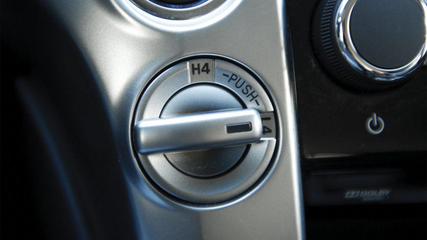 Toyota Land Cruiser 200 - 2012