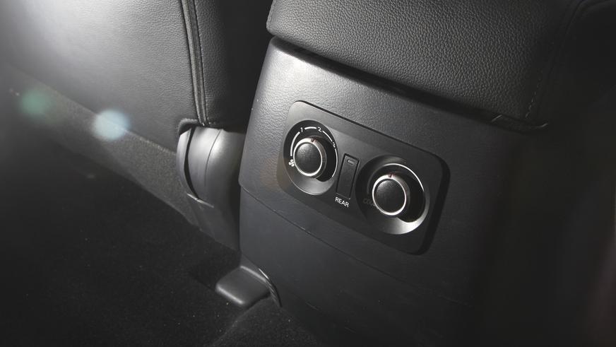 Mitsubishi Pajero - 2012