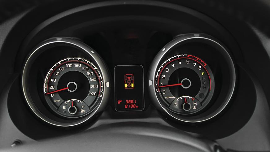 Mitsubishi Pajero - 2012