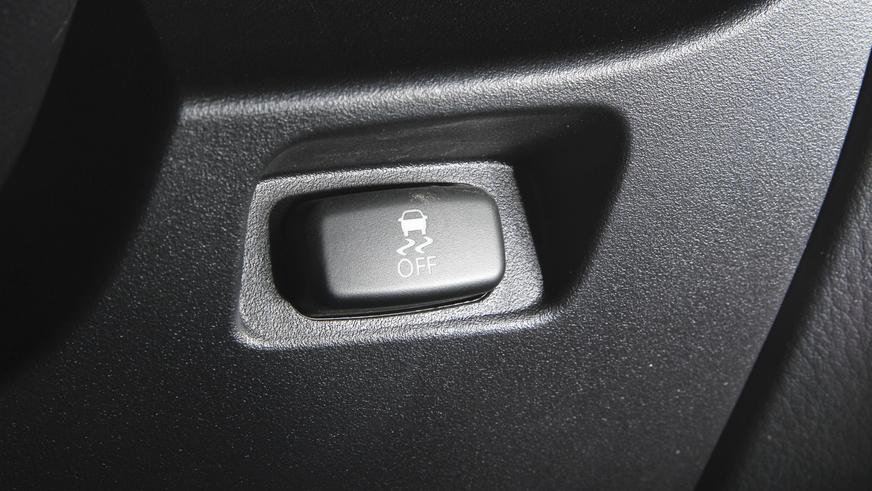 Mitsubishi Pajero - 2012