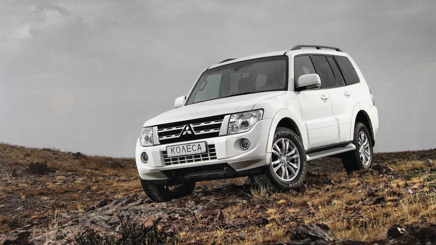 Mitsubishi Pajero - 2012