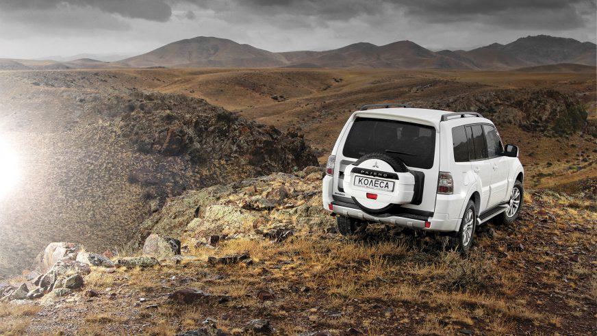 Mitsubishi Pajero - 2012