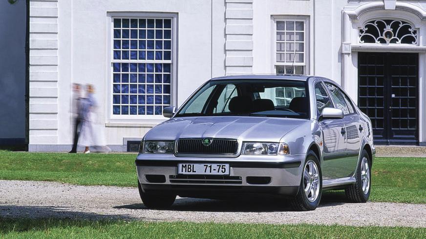 1996 год - Škoda Octavia первого поколения