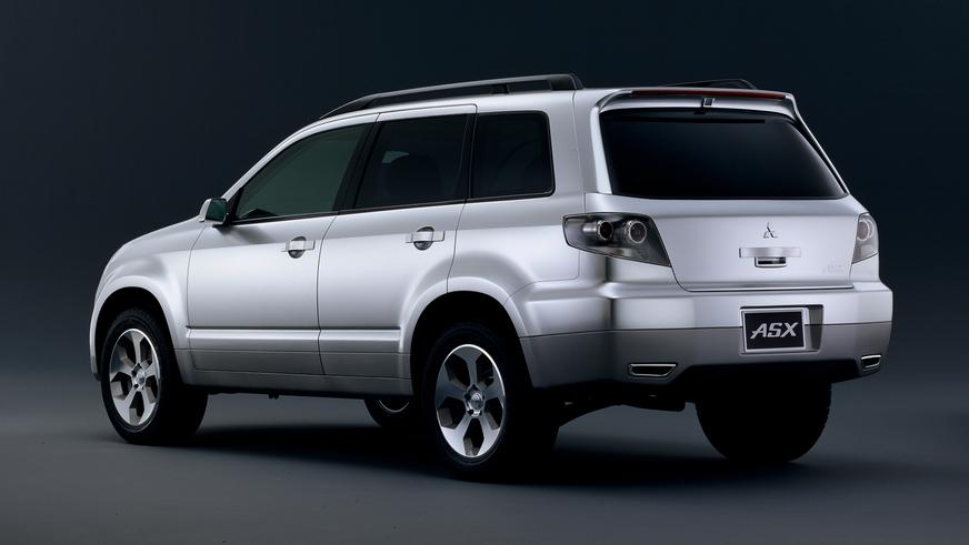 2000 год — концепт-кар Mitsubishi ASX