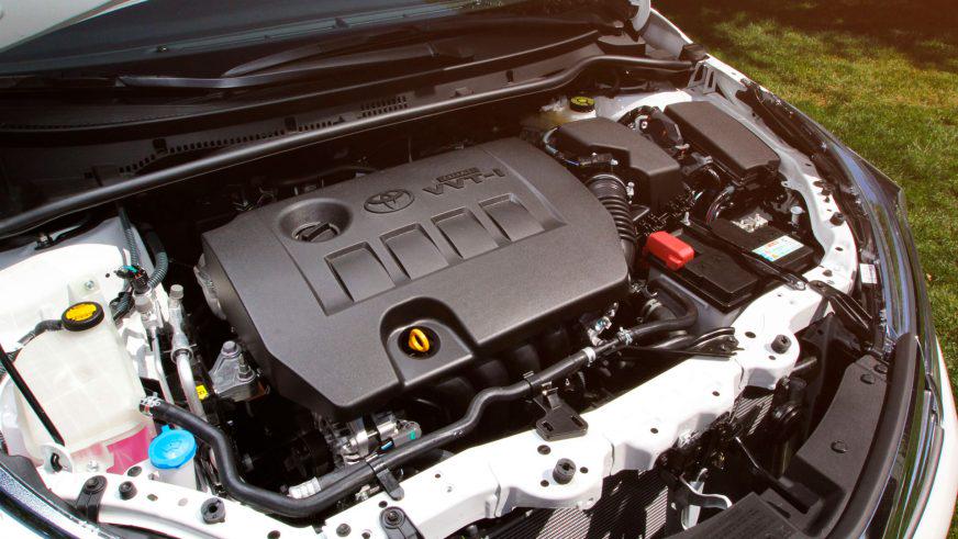 Toyota Corolla - 2013 - двигатель