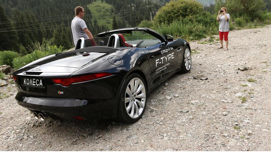 Jaguar F-Type S - 2013