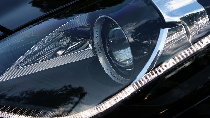 Jaguar F-Type S - 2013