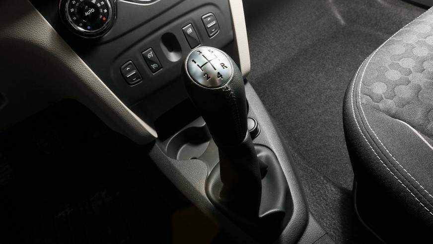 Renault Logan - 2014