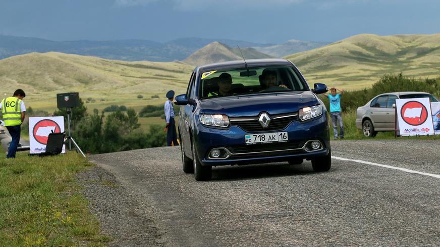 Renault Logan - 2014