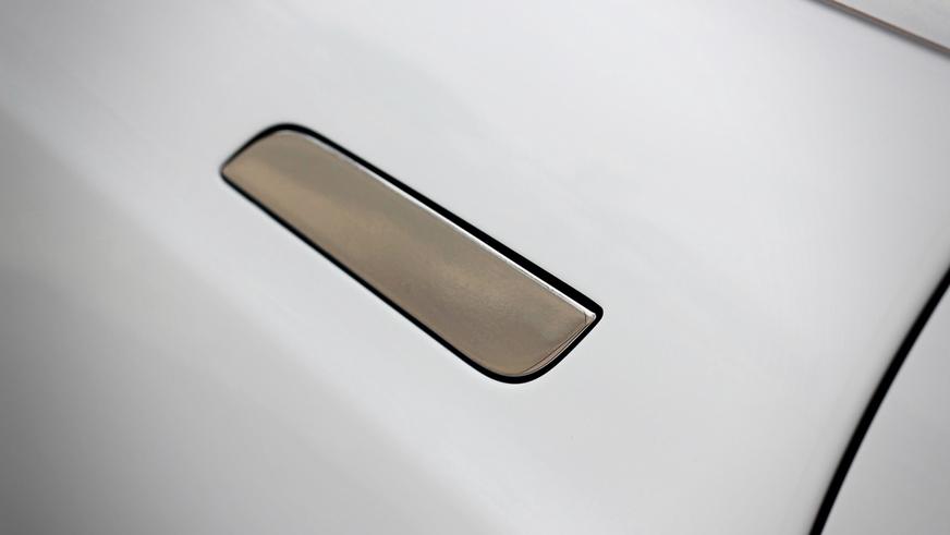 Tesla Model S - 2013