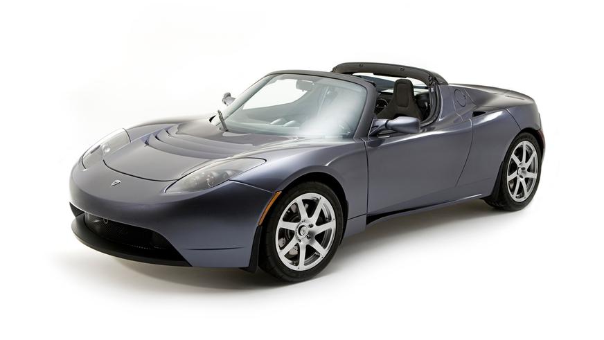 2007 год — Tesla Roadster