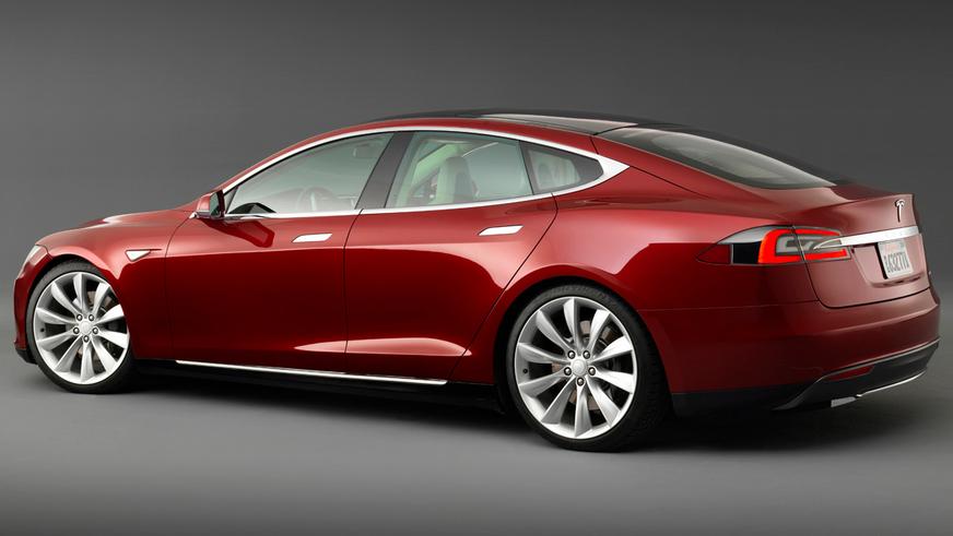 2012 год — Tesla Model S