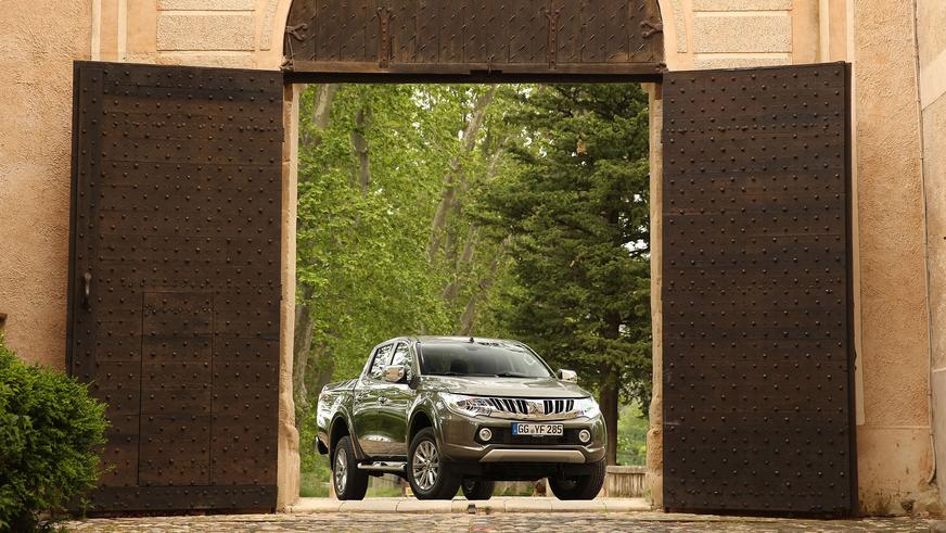 Mitsubishi L200 - 2015