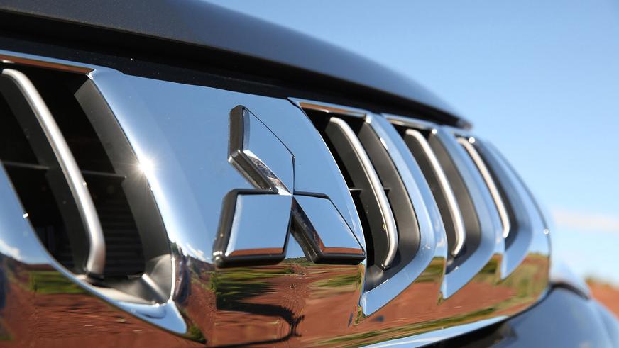 Mitsubishi L200 - 2015