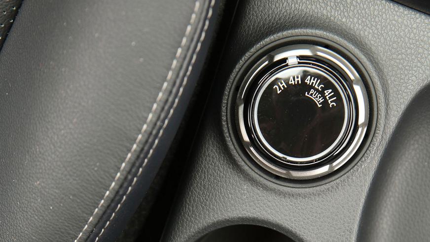 Mitsubishi L200 - 2015