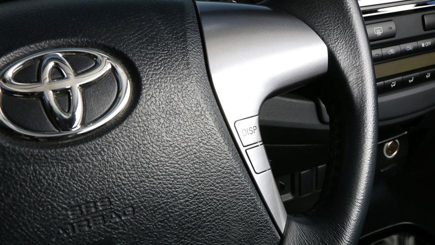 Toyota Fortuner - 2014