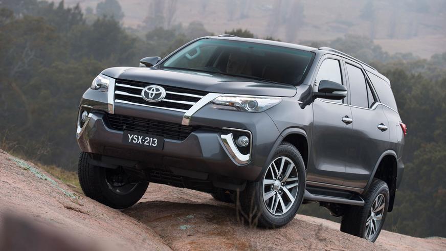 2015 год — Toyota Fortuner-дің екінші буыны