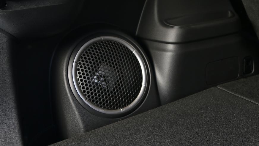 Mitsubishi Outlander PHEV - 2014